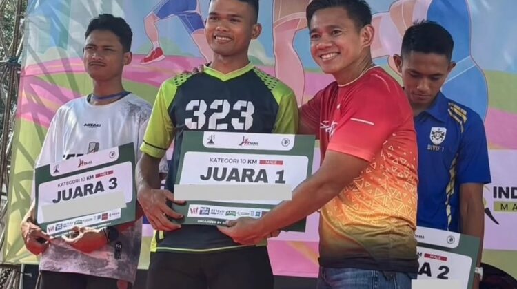 Prajurit Yonif 323 Kostrad Juara 1 Lari 10K Semarang