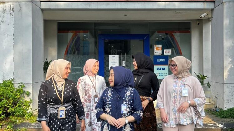 Semangat Kartini di BRI KCP Alam Sutera: Padukan Profesionalisme dan Keanggunan Budaya