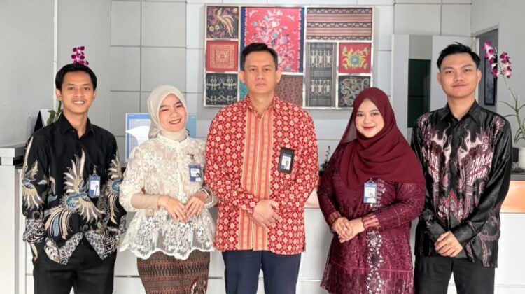 Semangat Kartini di BRI Unit Curug: Pelayanan Humanis dengan Kehangatan Budaya Nusantara