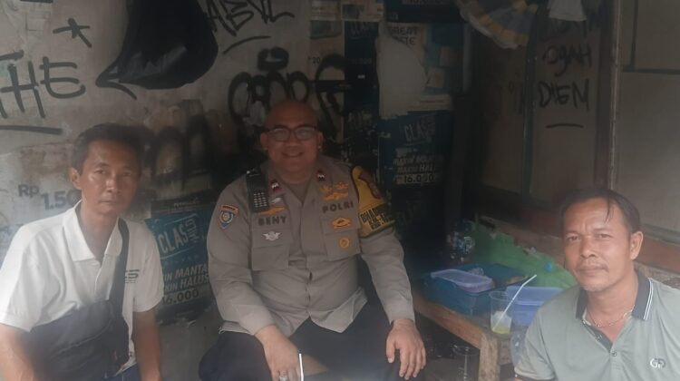 Sambang Wilayah RW 07, Bhabinkamtibmas Kampung Bali Ajak Warga Tingkatkan Keamanan Lingkungan