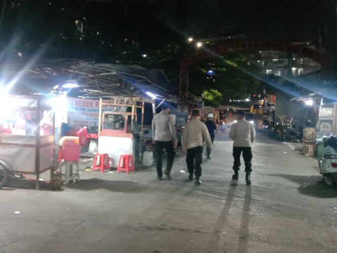 
					Polsek Metro Tanah Abang Gelar Patroli Cipta Kondisi Antisipasi Tawuran Warga