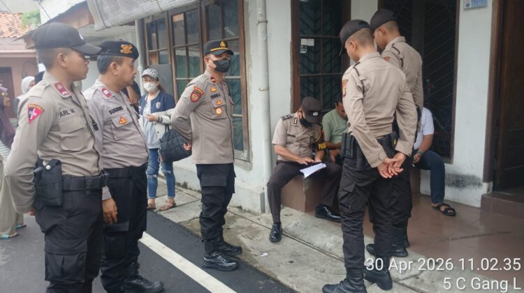 Tempa Profesionalisme Sejak Dini, Siswa Bintara Polri Latih Penanganan TPTKP di Johar Baru