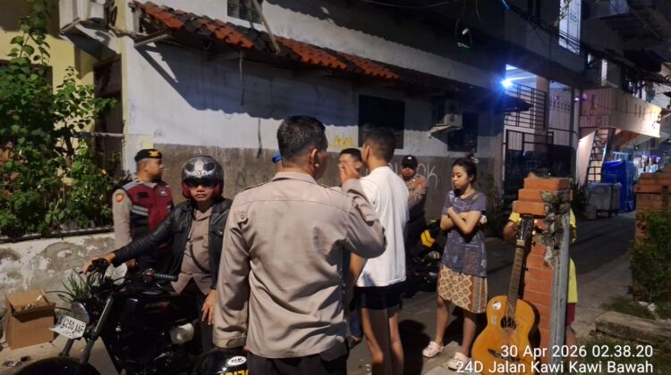 Respon Cepat Polisi Tindaklanjuti Laporan Warga, Aktivitas Dini Hari di Johar Baru Dibubarkan Humanis