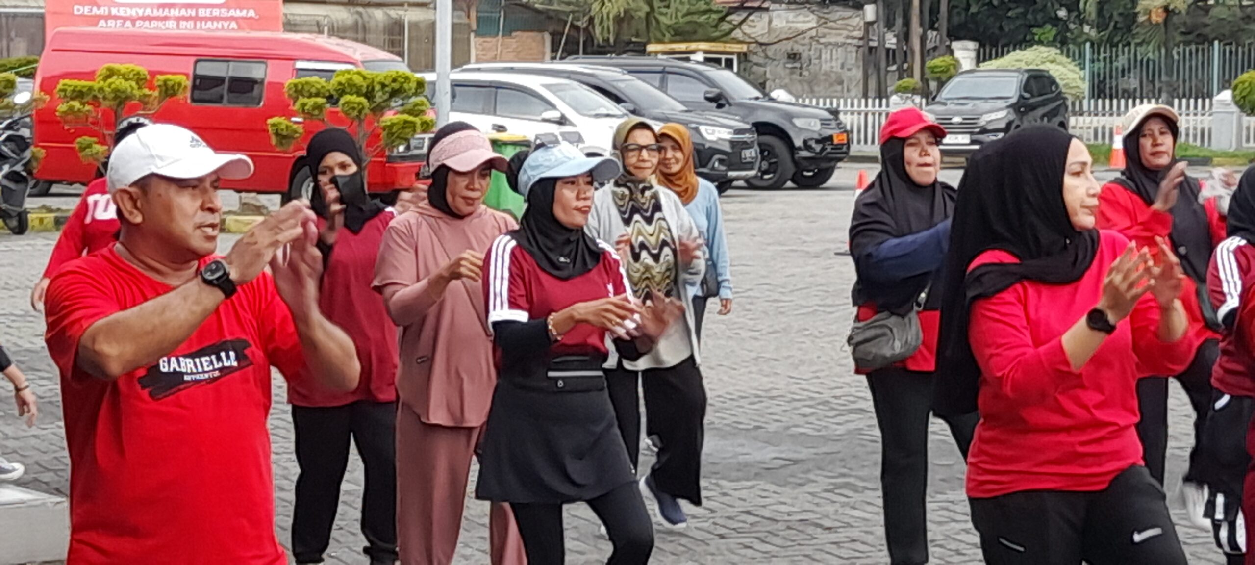 Tokoh Kailolo Jabodetabek Ajak Warga Jaga Kekompakan Melalui Kegiatan Positif