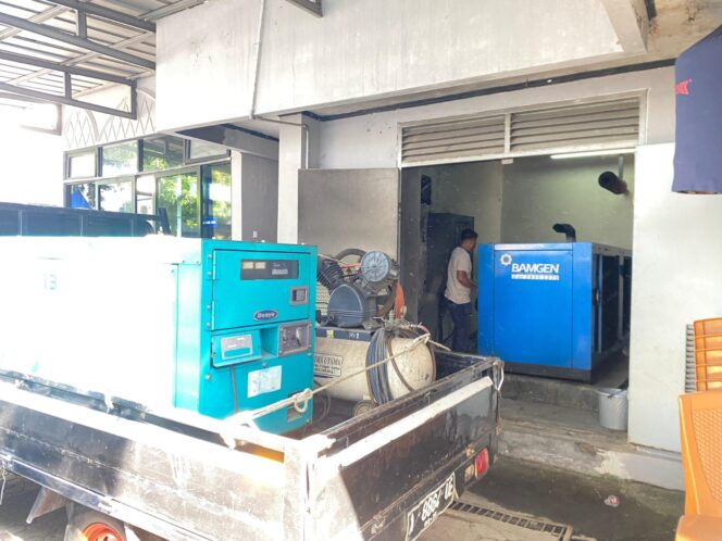 
					Jamin Kelancaran Operasional, BRI KC Cilegon Rutin Lakukan Perawatan Genset