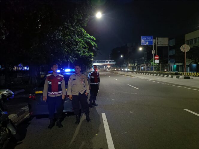 
					Penjagaan Malam Hari Polsek Sawah Besar” Cegah Balap Liar di Gunung Sahari Raya