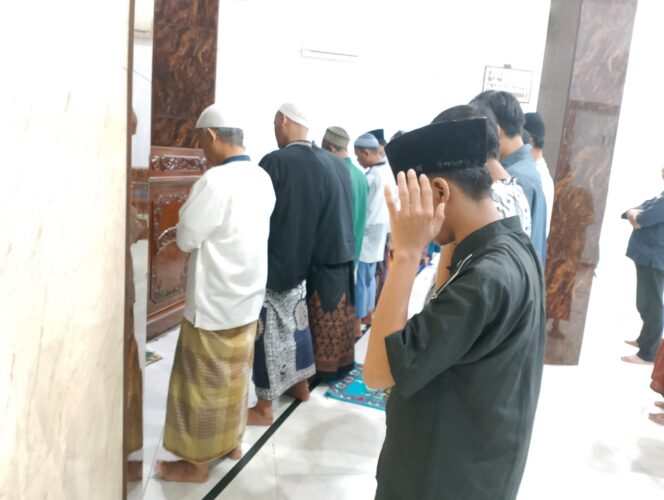 
					Kehadiran Bhabinkamtibmas Dan Dukungan Orang tua, Tokoh Agama Pembinaan Remaja Eks Tawuran di Kartini” Berbuah Hasil