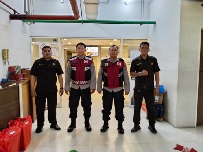 
					Pelayanan Dan Pengamanan Misa Minggu Di Gereja Abbalove Berlangsung Aman dan Kondusif