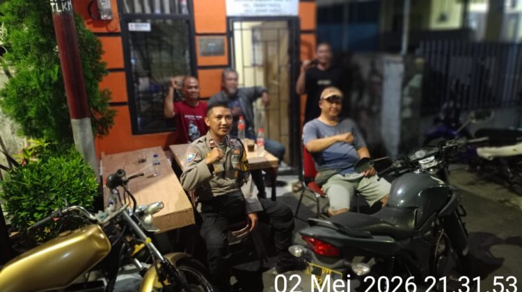 Cegah Gangguan Malam Hari, Polisi Turun Langsung ke RW 01 Tanah Tinggi Bubarkan Nongkrong Remaja