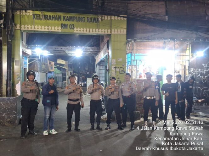 
					Patroli Cipta Kondisi, Polisi Imbau dan Bubarkan Remaja Nongkrong Dini Hari