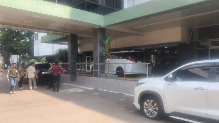Wapres Gibran Jalani Check Up di RSPAD Gatot Subroto, Pengamanan Berlangsung Kondusif