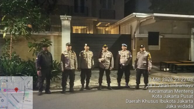 
					Pengamanan Kediaman Pejabat Diperketat, Patroli Menteng Sisir Jalan Indramayu