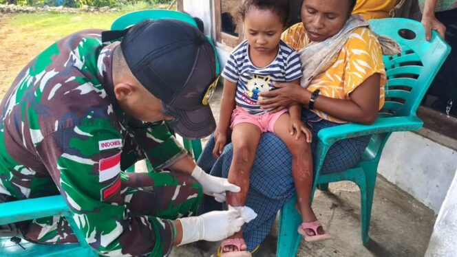 
					Dari Perbatasan Untuk Negeri, Yonarmed 12 Kostrad Jaga Kesehatan Masyarakat