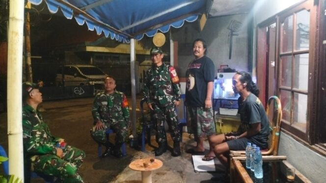 
					Patroli Gabungan Babinsa Jatinegara Perkuat Keamanan Dan Ketertiban Masyarakat