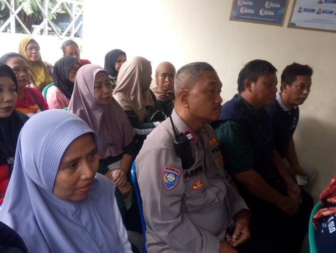 
					Polri Dukung Pemilahan Sampah di Mangga Dua Selatan, Warga Diajak Lebih Peduli Lingkungan