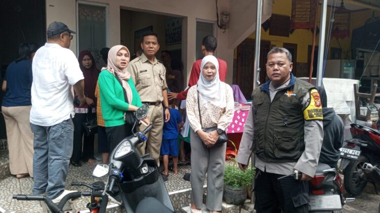 Peduli Kesehatan Warga Bhabinkamtibmas Karang Anyar Hadir Giat Posyandu Balita dan Lansia