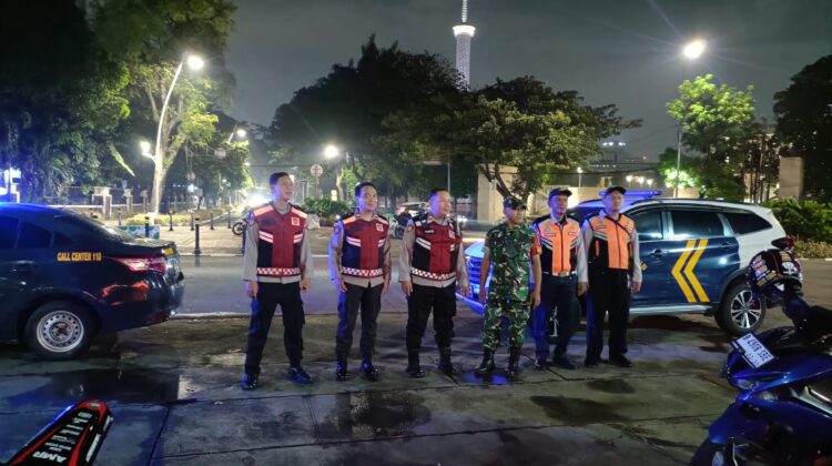 Penjagaan 3 Pilar Di Taman Lapangan Banteng Sawah Besar” Cegah Gangguan Kamtibmas Jelang Tengah Malam 