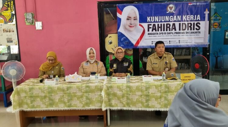 Bhabinkamtibmas Karet Tengsin Hadiri Kunker Anggota DPD RI Fahira Idris dan Pemberian Penghargaan kepada Kelurahan