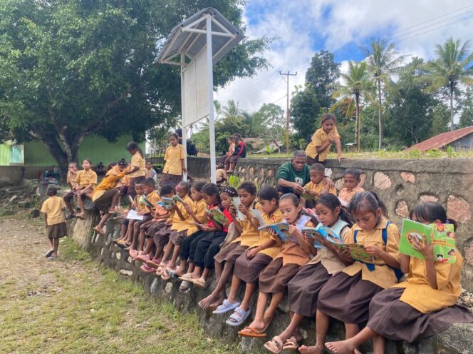
					Buku Dibaca, Ilmu Bertambah: Satgas Pamtas Yonarhanud 2 Kostrad Nyalakan Literasi Melalui Program Smart Car