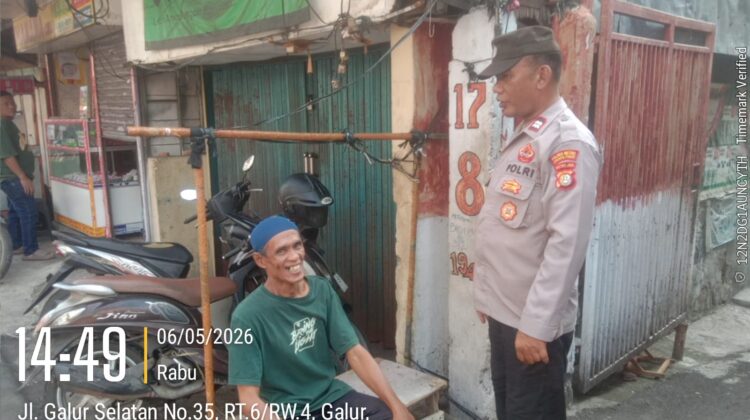 Patroli Dialogis di Galur, Polisi Ajak Warga Cegah Tawuran dan Jaga Kamtibmas