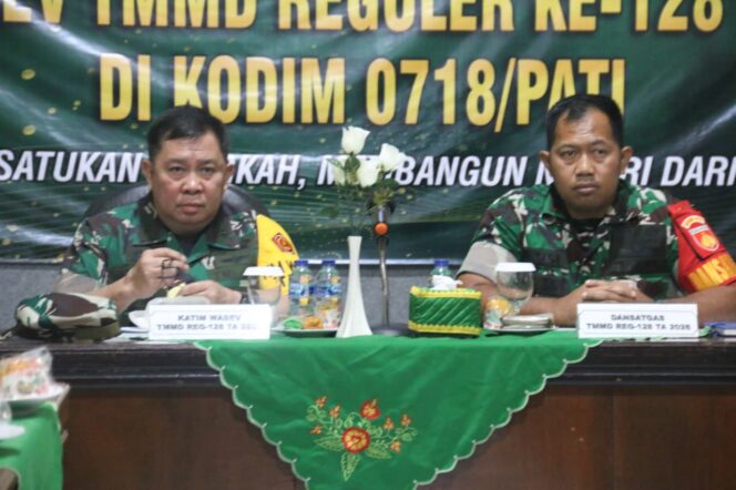 
					Kunjungan Tim Wasev TMMD Reguler ke-128, Dansatgas Kodim Pati Paparkan Progres Pembangunan