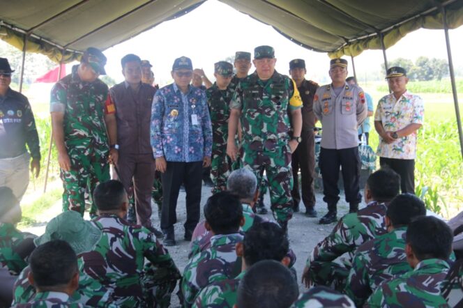 
					Brigjen TNI Frengki Tinjau Langsung Progres TMMD Reguler ke-128 di Pati
