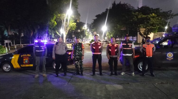 Penjagaan Gabungan Tiga Pilar Malam Hari, Antisipasi Gangguan Kamtibmas di Sawah Besar