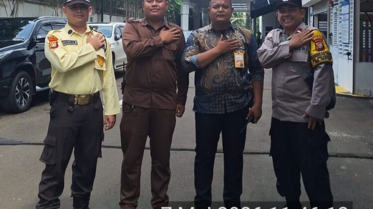 Bhabinkamtibmas Pegangsaan Tingkatkan Kewaspadaan Keamanan Bank Mandiri Taspen