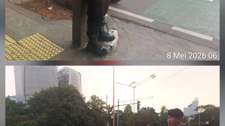 Polsek Senen Intensifkan Pengaturan Lalu Lintas Pagi dan Sore Hari di Titik Rawan Macet