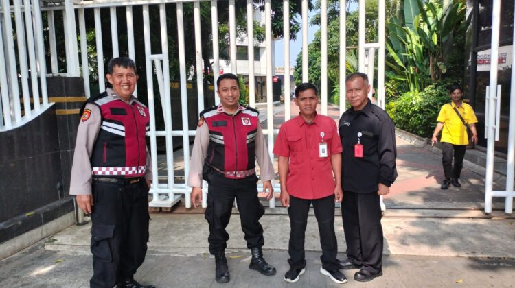 Polsek Senen Patroli dan Sambang Objek Vital di Gedung Komisi Yudisial dan Kemensos