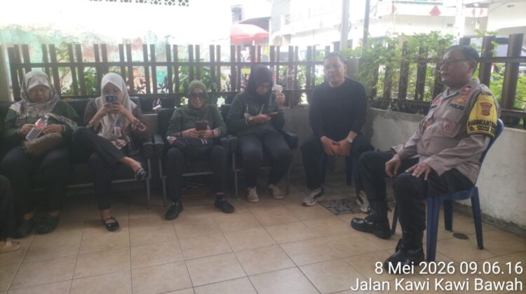Sosialisasi Humanis Di RW 08, Polisi Ajak Warga Taat Aturan Demi Kenyamanan Bersama