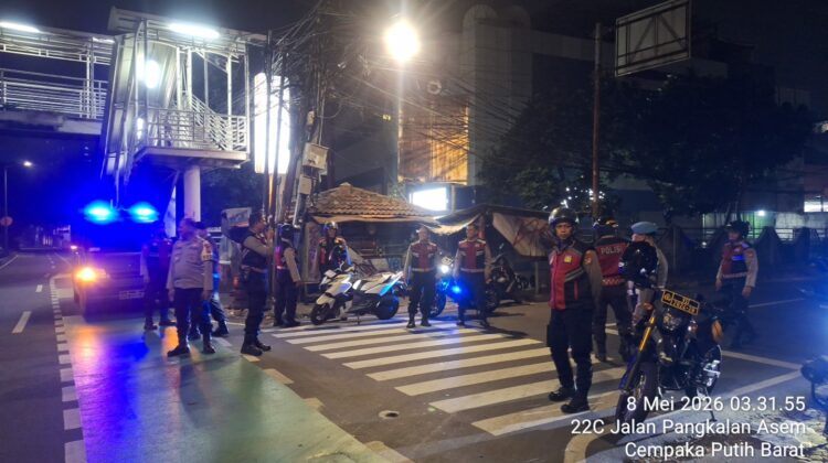Respon Cepat Aduan Warga Melalui 110, Polsek Johar Baru Gerak Cepat Cek Lokasi Keributan