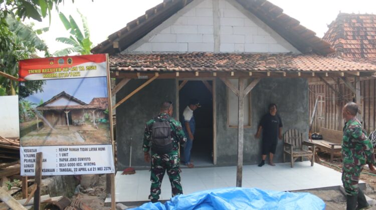 Satgas TMMD 128 Bangun Kembali RTLH Milik Bapak Joko yang Sempat Roboh