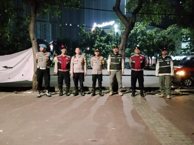 
					Patroli Cipta Kondisi Polsek Kemayoran, Langkah Nyata Cegah Tawuran dan Kejahatan Jalanan