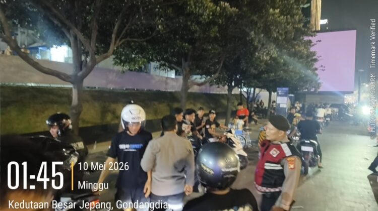 Patroli Cipkon Gabungan Polres Metro Jakpus Tertibkan Kerumunan Pemotor di Jalan Mh Thamrin Menteng