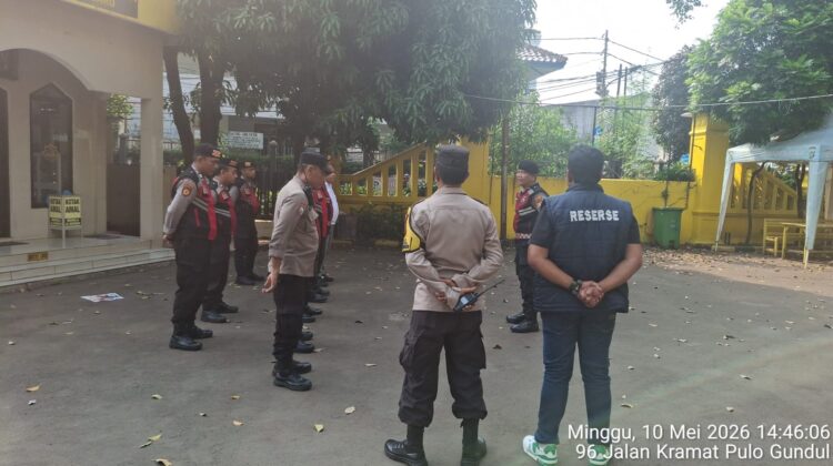 Polsek Johar Baru Gelar Apel KRYD Antisipasi Guantibmas Saat Nobar Persija vs Persib
