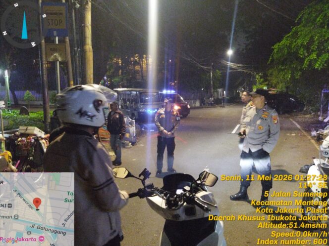 
					Respon Cepat 110, Polsek Metro Menteng Sisir Kawasan Taman Lawang Antisipasi Gangguan Kamtibmas
