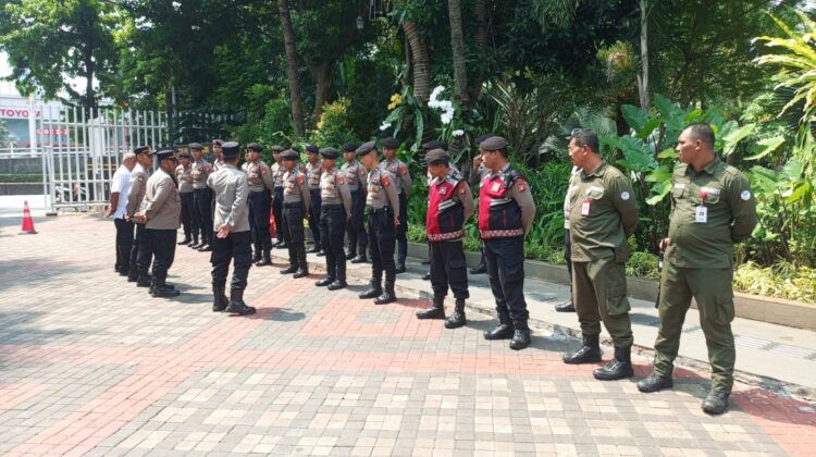 Polsek Senen Siagakan 28 Personel Amankan Rencana Aksi Mahasiswa di Kementerian Sosial RI