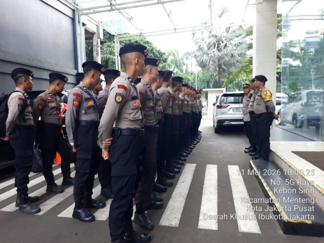 
					70 Personel Gabungan Disiagakan, Polsek Metro Menteng Gelar Apel Antisipasi Unras Mahasiswa Di Kantor BGN