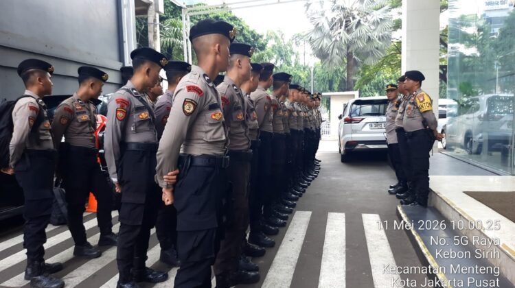 70 Personel Gabungan Disiagakan, Polsek Metro Menteng Gelar Apel Antisipasi Unras Mahasiswa Di Kantor BGN
