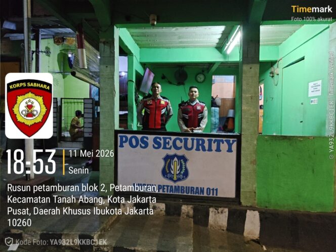 
					Patroli 1053 Intensifkan Pemantauan di Perbatasan RW 05 dan RW 011 Petamburan