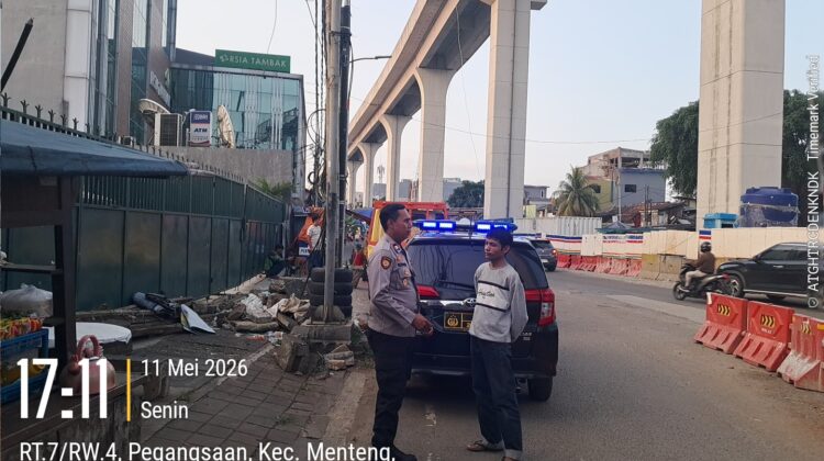 Kapolsubsektor Pegangsaan Intensifkan Patroli Perbatasan Tambak–Manggarai Demi Ciptakan Situasi Kondusif