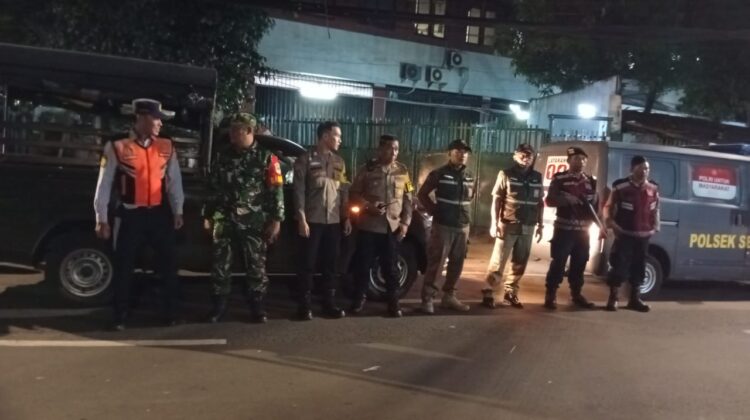 Patroli Tiga Pilar Polsek Senen Sisir Titik Rawan Tawuran dan Kejahatan Jalanan