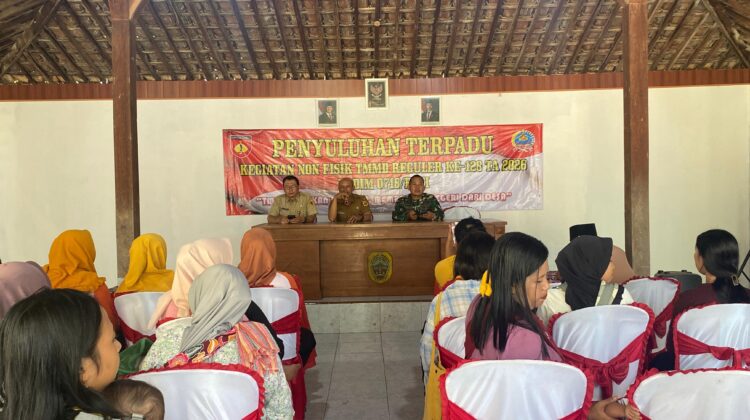 Disdukcapil Pati Sosialisasikan Layanan Administrasi Kependudukan di TMMD Reguler ke-128 Desa Godo