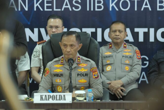 
					Polda Lampung Ungkap Kasus Love Scamming, Kerugian Korban Capai Rp1,4 Miliar