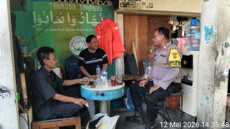 Sambang dan Patroli Wilayah RW 11 Johar Baru, Polisi Ajak Warga Aktif Jaga Keamanan Lingkungan