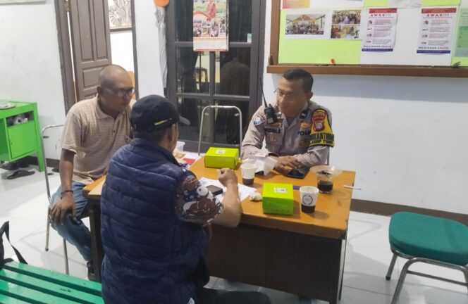 
					Bhabinkamtibmas Cempaka Putih Timur Pererat Kedekatan dengan Warga, Wujudkan Lingkungan Aman dan Kondusif