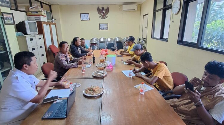 Bhabinkamtibmas Karet Tengsin Bersama Tiga Pilar dan FKDM Perkuat Koordinasi Keamanan Wilayah