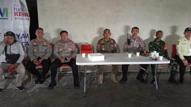 Kapolsek Senen dan Wakapolsek Monitoring Ibadah Kenaikan Yesus Kristus, Situasi Aman Kondusif