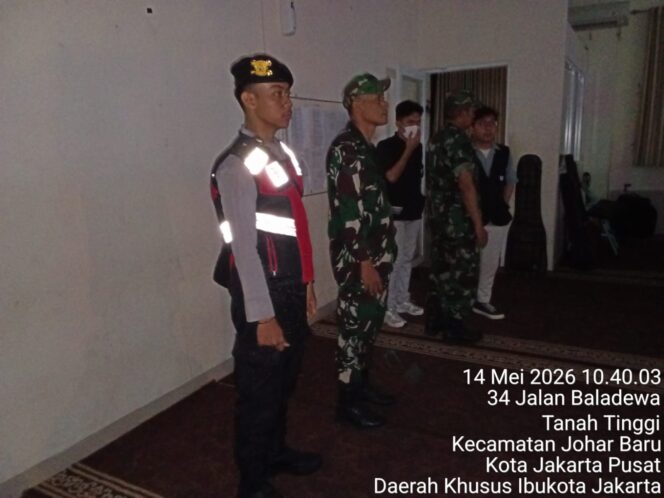 
					Pengamanan Humanis Polisi Warnai Perayaan Kenaikan Isa Almasih di Gereja GPI Narwastu Talenta